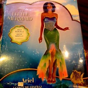 Ariel, Disney little mermaid Halloween costume adult medium size 6-8